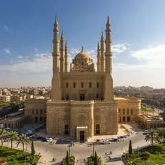 رحلات إلى القاهرة
